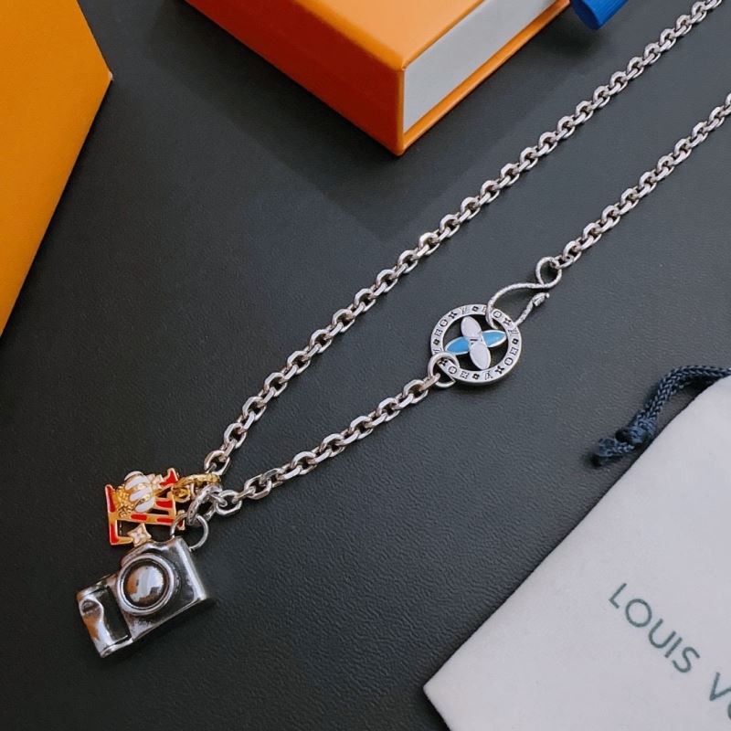 Louis Vuitton Necklaces